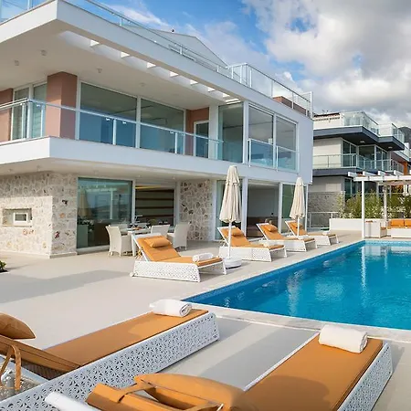 Villa Chremado *